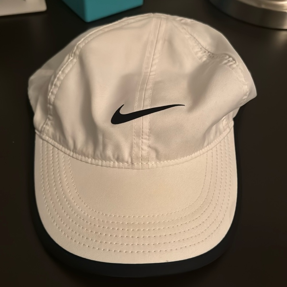 Nike womens hat